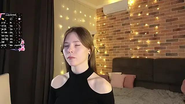 Private EmiliDen on StripChat