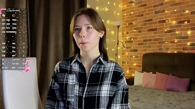 Private EmiliDen on StripChat