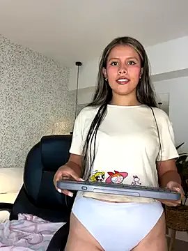 Freechat EMILIIA_RICHTER__ on StripChat