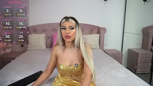 StripChat emma_godess is Freechat emma_godess — lets ride that toy