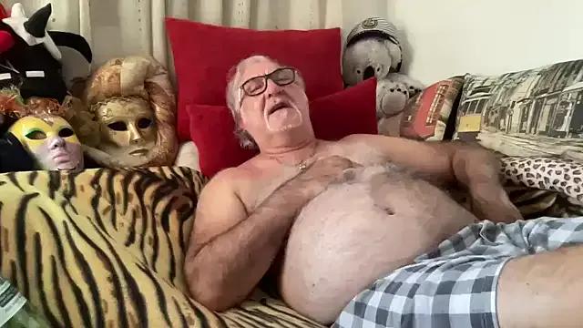 Freechat EroticVenetian on StripChat