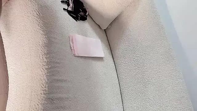 Group Eva-009 on StripChat