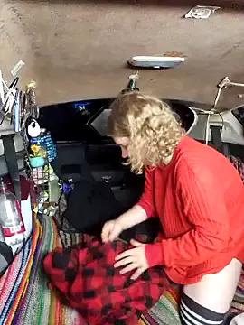 Freechat Evalain_shadow on StripChat