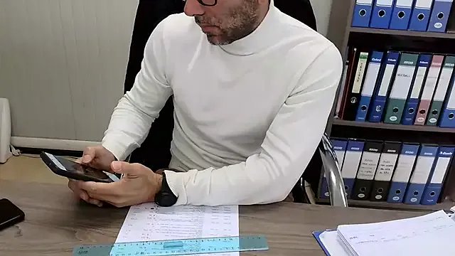 Evasionee on StripChat