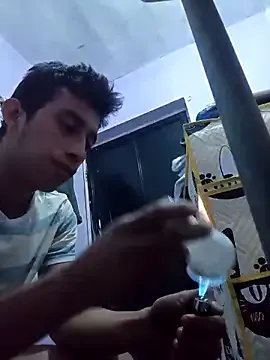 Freechat Flaquito_pitudo on StripChat