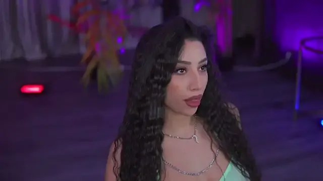 GinaValentinna on StripChat