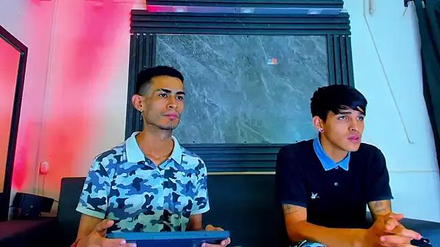 StripChat Golldens_Dreamss is Freechat Golldens_Dreamss — Cum in the face