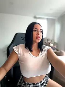 HannaBeckett — Tits free and get my nipples hard