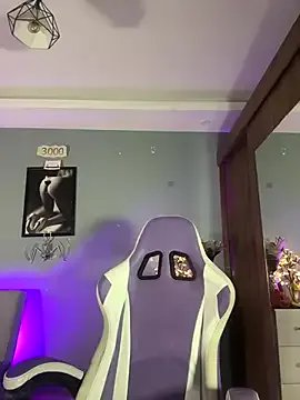 Freechat hannachris- on StripChat