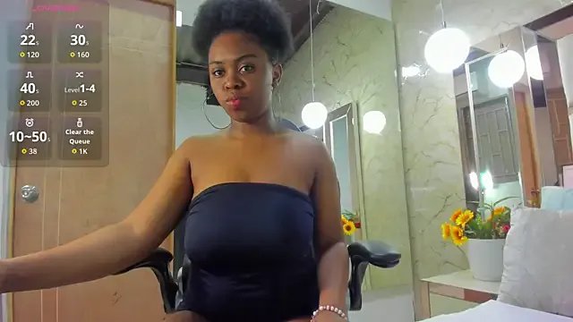 Freechat hazellanee on StripChat