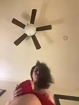 Freechat holyeroticss on StripChat