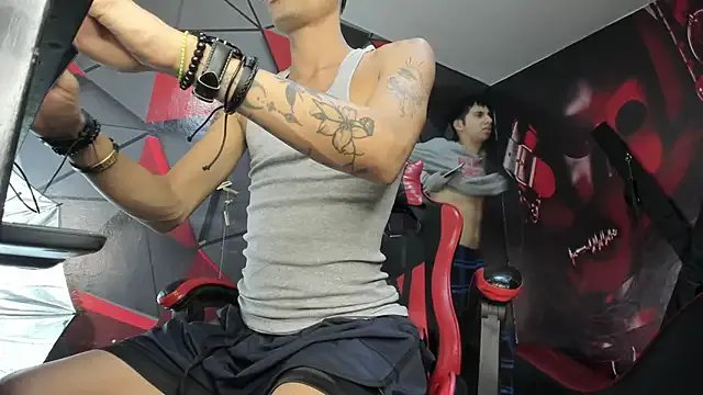 Hot_Boys_Without_Limits on StripChat