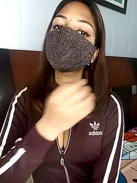 Freechat Hot_malika19 on StripChat