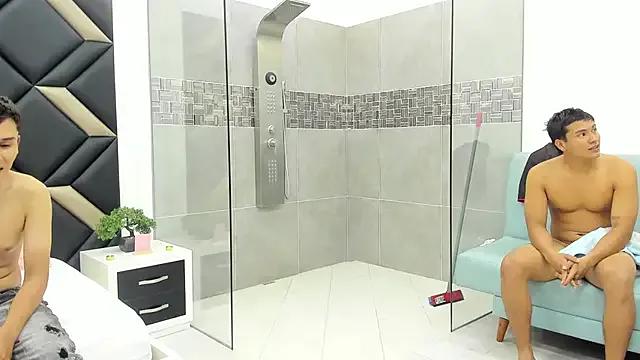 Private Hot_Threesomee on StripChat