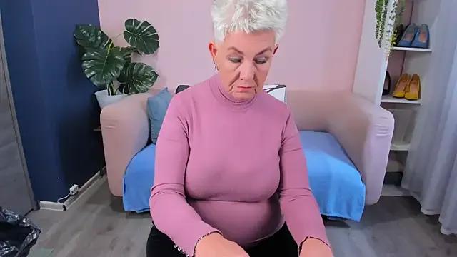 Freechat HotandMature on StripChat