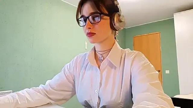 Freechat IcyKleys on StripChat