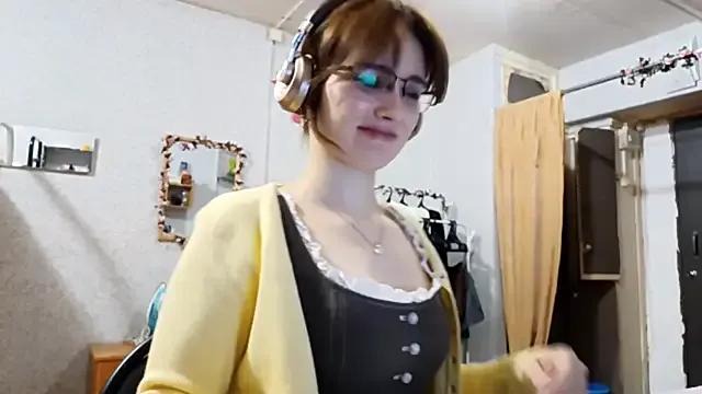 Freechat IcyKleys on StripChat