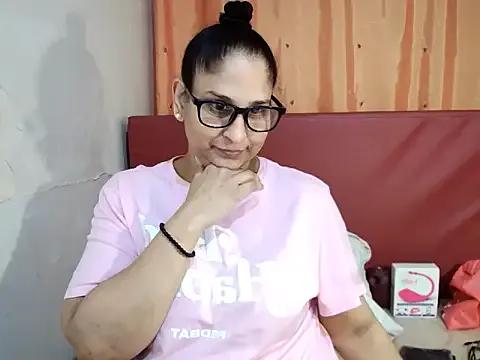 Freechat Indiankushy on StripChat