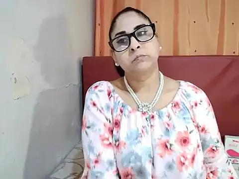 Freechat Indiankushy on StripChat