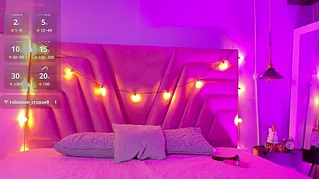 Freechat innocenthazel on StripChat