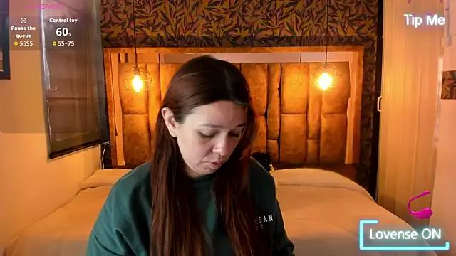 Private Isa_Thompson__ on StripChat