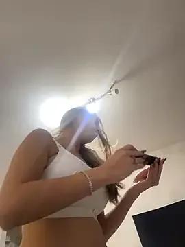 Freechat ItalianGirl on StripChat