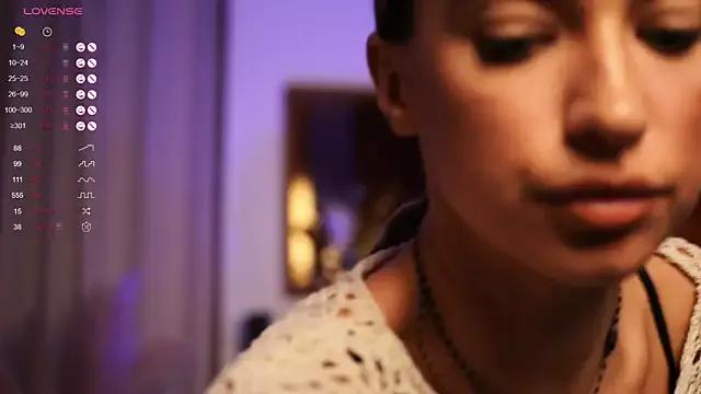 Freechat ItalianGirl on StripChat