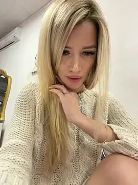 Private IvySamek on StripChat