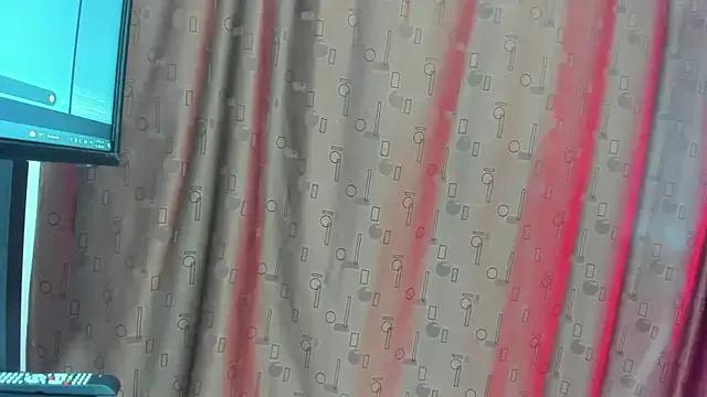 jannakissh on StripChat 