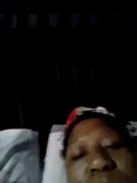 Freechat juicylips58 on StripChat