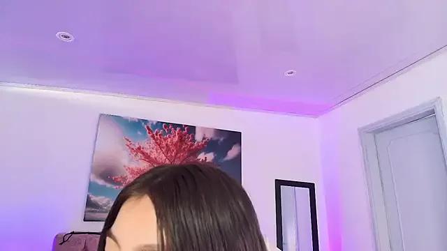 Private Julianaa_Castro_ on StripChat