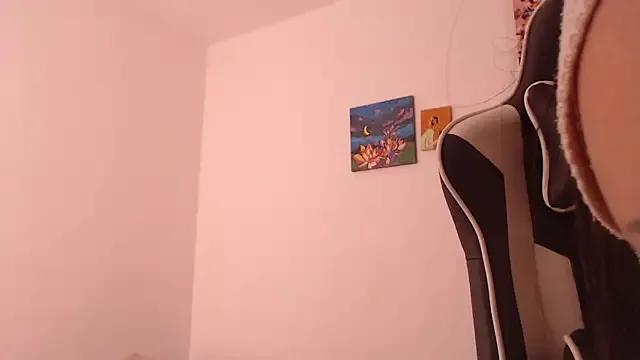 Freechat JulianaCastillo on StripChat