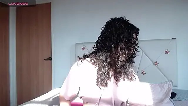 julz_03 on StripChat