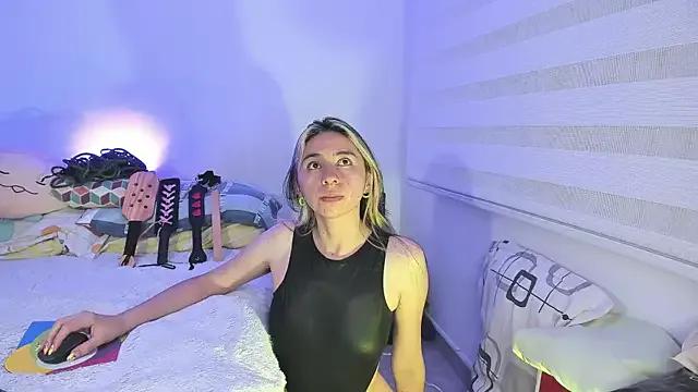 K2xxKrawl on StripChat 