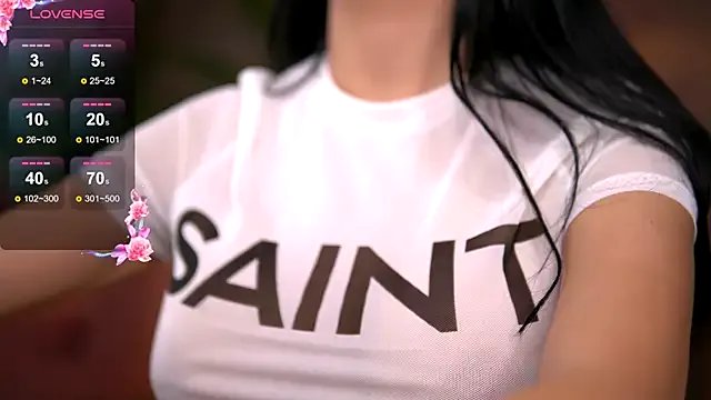 Freechat KairaAndrews on StripChat