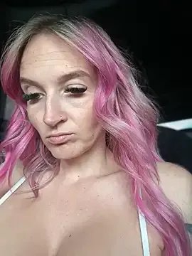 Kate-Paul on StripChat