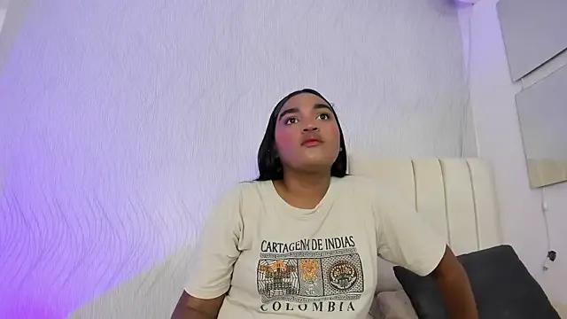 kayna_gomez — RUB MY ASSHOLE WITH MY DOMI
