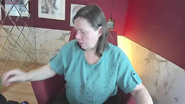 Freechat KellyPerfection on StripChat