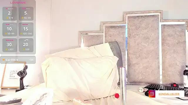 Freechat Kendallbleer on StripChat