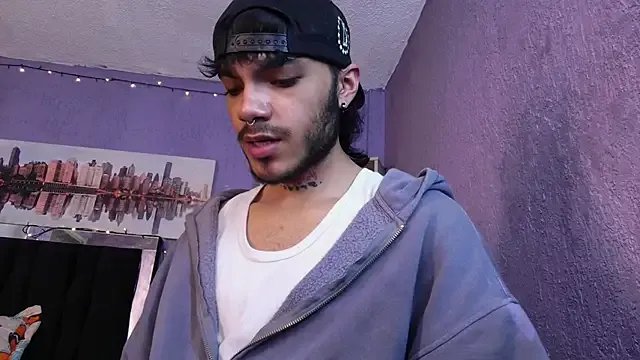 Freechat kingdani_hot on StripChat