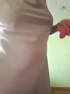 Freechat KiraXTender on StripChat