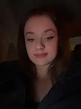 Freechat KittyQueeny on StripChat