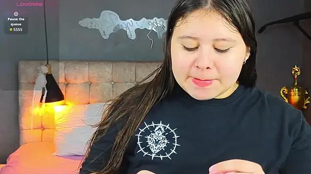 Laia_and_Aloby on StripChat 