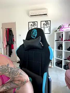 Freechat Lara_Bergmann on StripChat