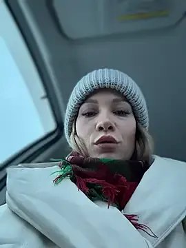 LavenderHot on StripChat