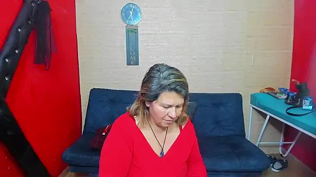 Freechat lesbiancuple on StripChat