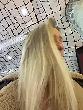 Lia__Love — Show how wet my panties+CAMEL TOE