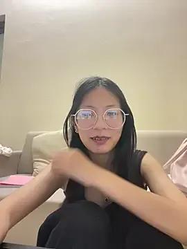 Lil-Gi — Freechat on StripChat