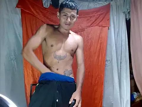 Lil_condor_bby1 on StripChat 