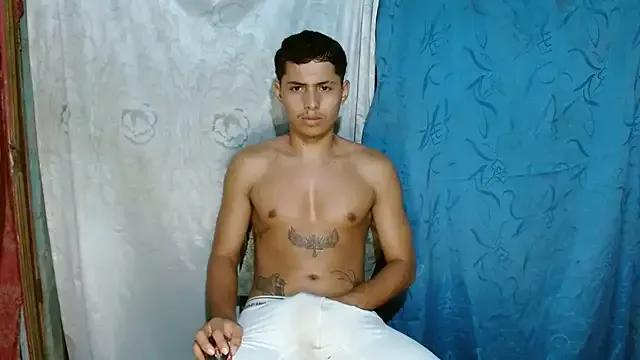 Lil_condor_bby1 on StripChat 